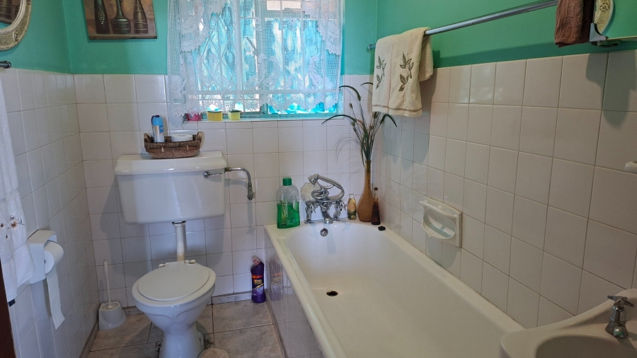 2 Bedroom Property for Sale in Baysville Eastern Cape